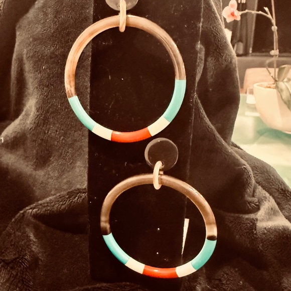 Resin Hoop Earrings 925MX - Picture 3 of 8